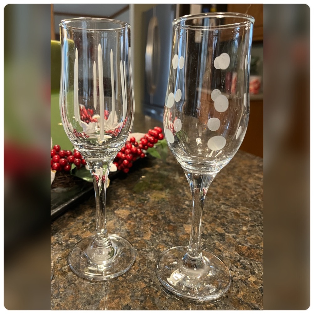Pasabahce-Crystal Etched Champagne Glasses-Made In Turkey-Rare! - Picture 3 of 6